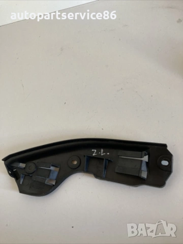 Конзола за задната броня лява за Volkswagen Touareg (2005) 7L6807393A