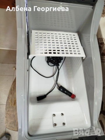 Хладилна чанта WAECO 12V , снимка 3 - Хладилни чанти - 54058021