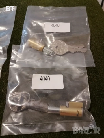 Ключалка , патрон за Балкан 50 и други части, снимка 3 - Части - 54946008