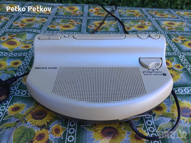 Радио часовник будилник SONY, снимка 5 - Радиокасетофони, транзистори - 54986137