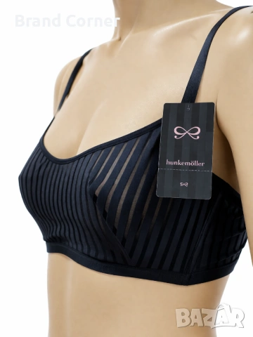 Сутиен Hunkemöller 80C – черен модел с фини прозрачни райета, снимка 2 - Бельо - 54551233