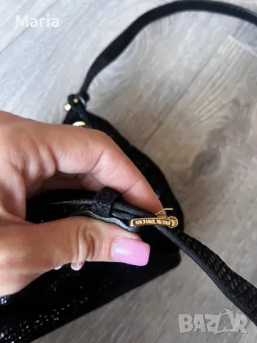 Оригинална  Чанта Michael Kors, снимка 4 - Чанти - 55408193