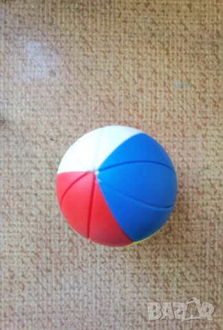 Рубик куб с три цвята с извит дизайн и още 2 вида- цени в описанието, снимка 11 - Образователни игри - 54172908