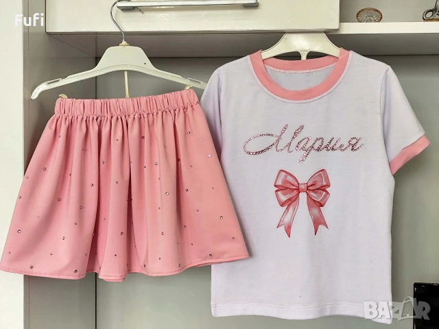 Комплект тениска и пола с блестящи камъчета и име по ваш избор Цена: 22 евро, снимка 2 - Детски комплекти - 54202608
