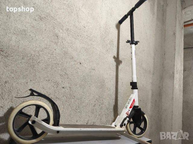 Детска тротинетка Oxelo Mid 7 в много добро състояние 100кг. Макс , снимка 2 - Детски велосипеди, триколки и коли - 54099281