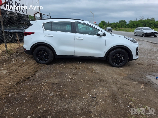 **САМО НА ЧАСТИ***  Kia Sportage 1.6 T - GDi, automat , снимка 4 - Автомобили и джипове - 54882331