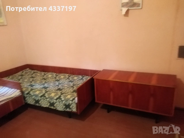 ъглова спалня