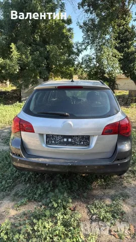 Opel Astra J 1,6 CDTI B16DTH, снимка 4 - Автомобили и джипове - 55683459
