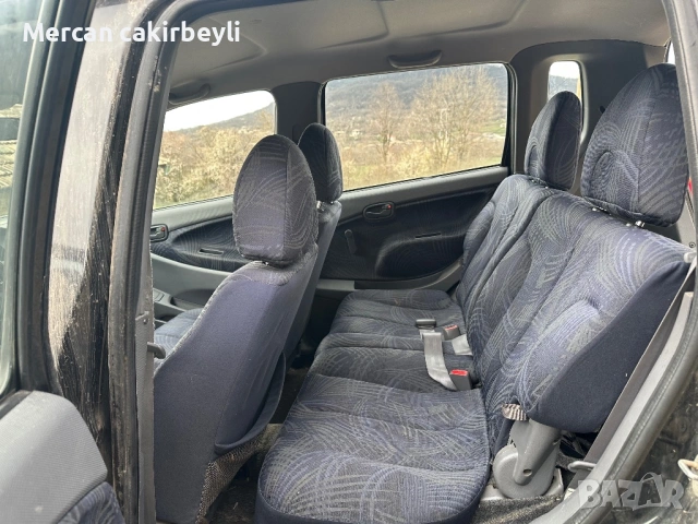 Daihatsu YRV 1.3 , снимка 7 - Автомобили и джипове - 54034266