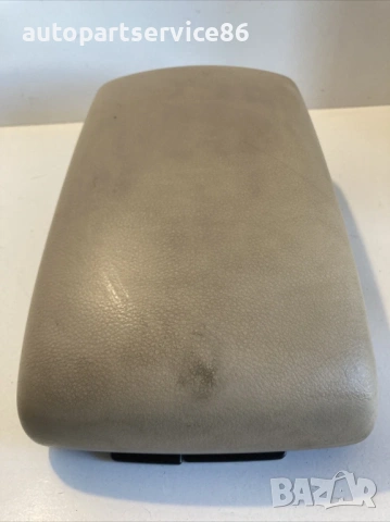 Подлакътник за Subaru Tribeca 3.0 V6 (2009) , снимка 3 - Части - 54237595