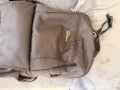 Фотографска раница LowePro BP 250 AW II, снимка 2
