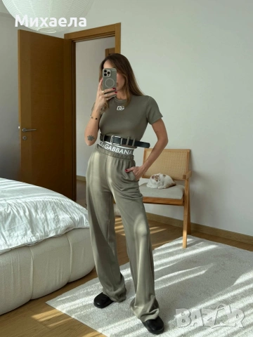 Дамски комплекти D&G - три цвята - 59€, снимка 3 - Спортни екипи - 53992339