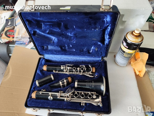 Selmer Bundy Resonite ABS Clarinet - Б-Кларинет с куфар Made In USA, снимка 2 - Духови инструменти - 55206345