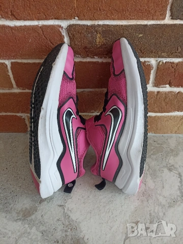 Детски маратонки Nike, снимка 5 - Детски маратонки - 54514890