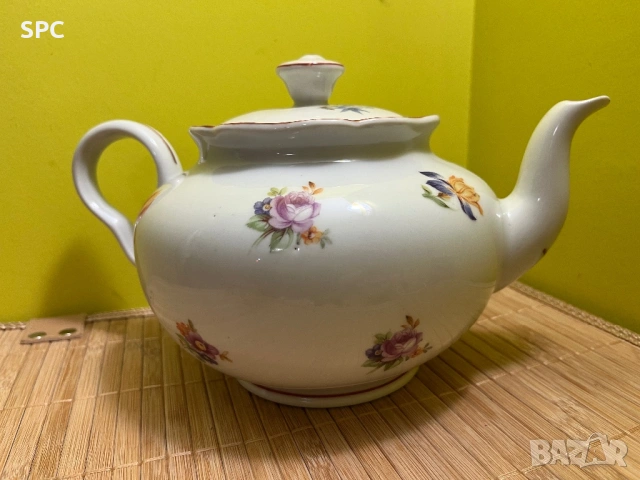 Порцеланови вази ,чайници и др., снимка 10 - Прибори за хранене, готвене и сервиране - 54331244