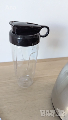 Russell Hobbs – блендер 2‑в‑1, 600W, стъклена кана 1.5L + шейкър 600ml, ползван, 40€, снимка 2 - Блендери - 54819750
