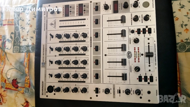 Behringer DJX700, снимка 4 - Ресийвъри, усилватели, смесителни пултове - 54155374