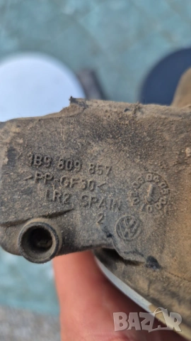 капак резервоар Пасат 5.5 VW PASAT PASSAT B5.5 3B9 809 857 A, снимка 3 - Части - 54556881