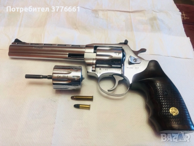 Револвер 22 калибър нов, с разрешително, снимка 2 - Бойно оръжие - 54891665
