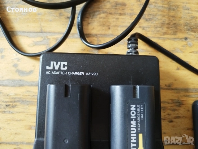Зарядни,за камери JVC, снимка 4 - Батерии, зарядни - 54640256