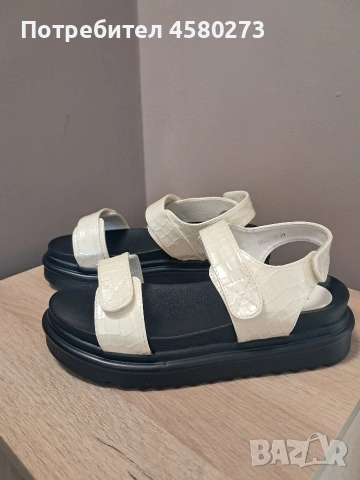 Дамски сандали