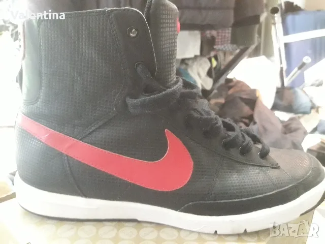 Продавам дамски кецове Nike Blazer Wm Bk