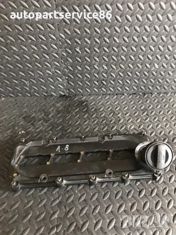 Капак на клапаните за Audi A8 4.2 TDI (2007-2010) 057103482D 057103469J