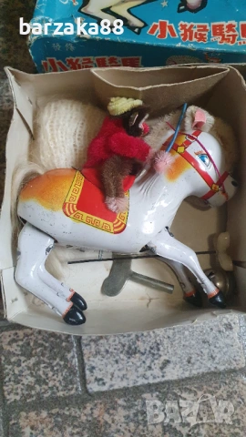 Стара ламаринена играчка с ключе, снимка 5 - Колекции - 54525830