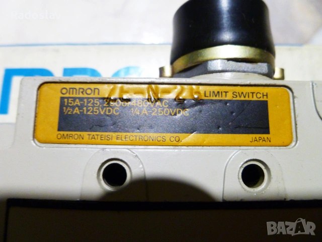 Omron краен изключвател ZE-N-2G - НОВ, снимка 3 - Резервни части за машини - 54047439