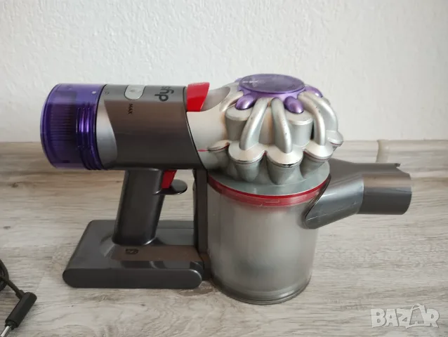 Прахосмукач Dyson V8 SV25  21.6v, снимка 4 - Прахосмукачки - 55621004