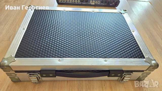 продавам BOSS GT 1000 и кейс, снимка 5 - Други музикални жанрове - 55492258
