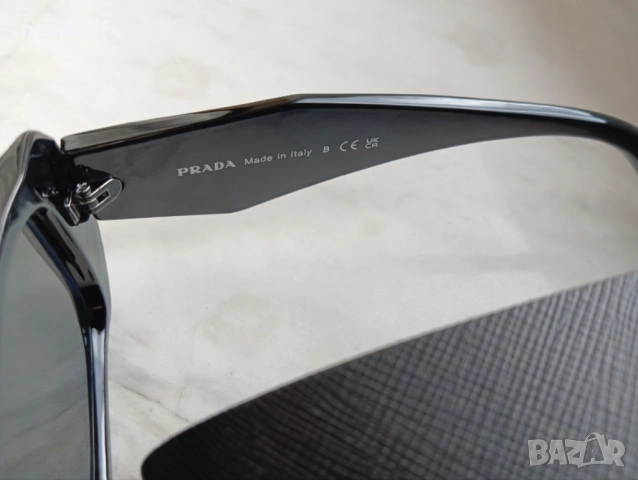 Prada 17W (PR 17WS) Нови Черни слънчеви очила с оригинален калъф, снимка 6 - Слънчеви и диоптрични очила - 54001759