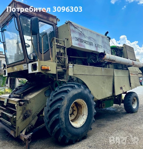 Зърнокомбайн с хедер, снимка 4 - Селскостопанска техника - 55049227
