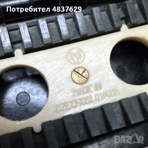 Рядко устройство за заточване на ножчета за бръснене (Чехословакия, армейско), снимка 2 - Антикварни и старинни предмети - 55440036