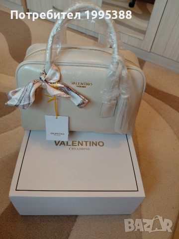 Нова дамска чанта Valentino