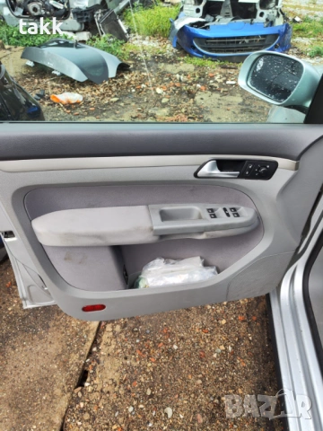VW Touran на части 1.4 бензин 140кс / Туран , снимка 10 - Части - 54741666