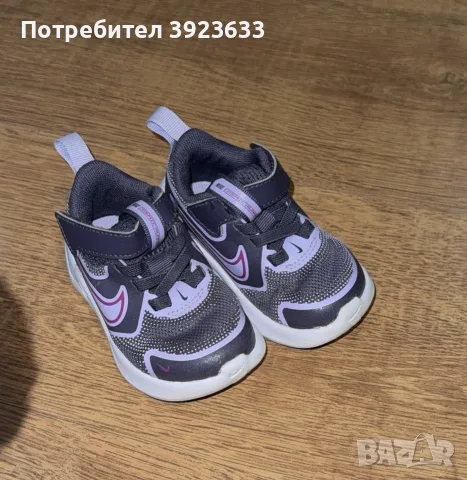 Детски обувки Nike , снимка 3 - Детски маратонки - 55577935