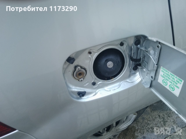 Дачия Сандеро  газ/бензин 1.4 75 кс , снимка 9 - Автомобили и джипове - 55081669
