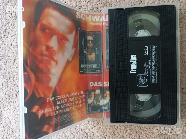 VHS видеокасети 3 броя с хитови заглавия: Истински лъжи, Титаник, Властелинът на пръстените, снимка 11 - Екшън - 55576889