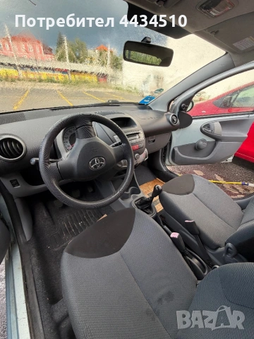 Toyota Aygo 1.0, снимка 6 - Автомобили и джипове - 54662583
