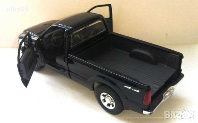 Ford F-350 Super Duty Pickup 1999 Maisto 1:27, снимка 2 - Колекции - 54563793
