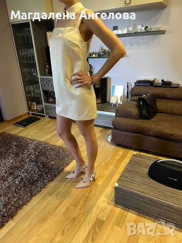 Елегантна рокля Elisabetta Franchi с кристално лого