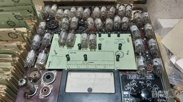 Радио лампи EF86 Valvo