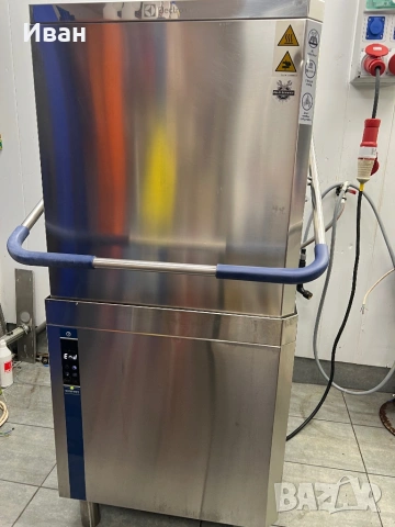 Професионална конзолна съдомиялна Electrolux 