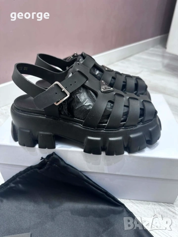Дамски сандали Prada - 37 номер, снимка 5 - Сандали - 54986945