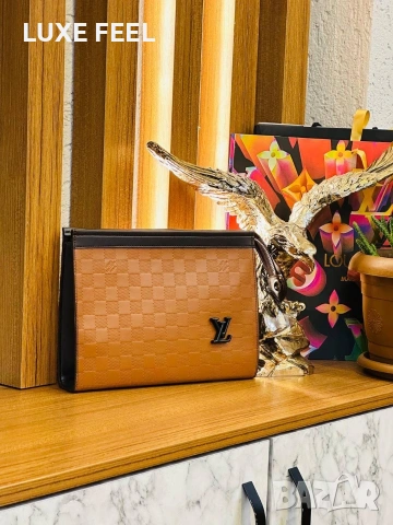 Louis Vuitton 🔹Мъжки Чанти , снимка 3 - Чанти - 54794372