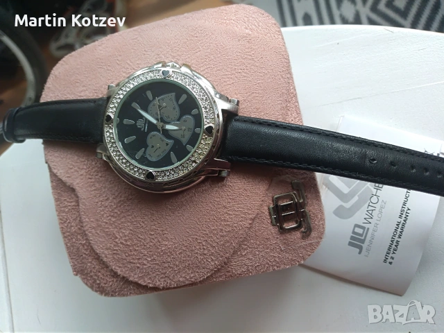 JLo chronograph hearts