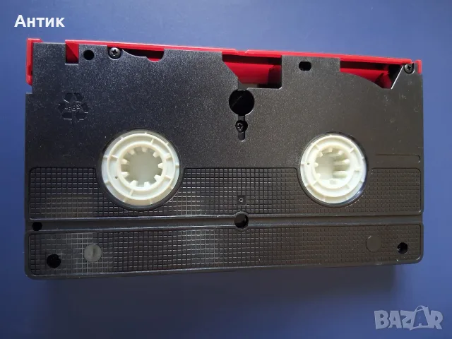 Видеокасета VHS Гарфилд 2 , снимка 4 - Други жанрове - 55612755