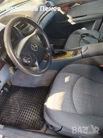 Мерцедес Е220 автоматик 3350евро, снимка 12 - Автомобили и джипове - 54908351