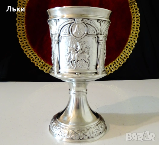 Калаен бокал за вино с картини на Дюрер. 